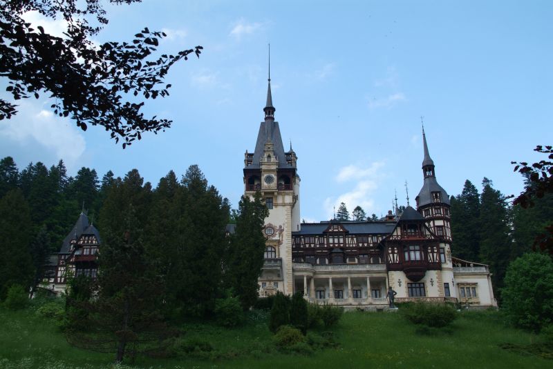 panorama altes schloss peles