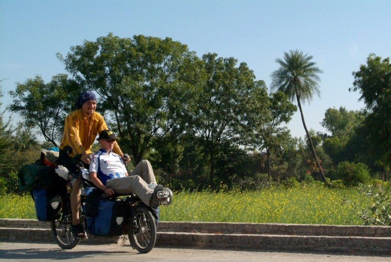 Rajasthan, Indien: Das andere Indien Radeln durch Rapsfelder und Palmen