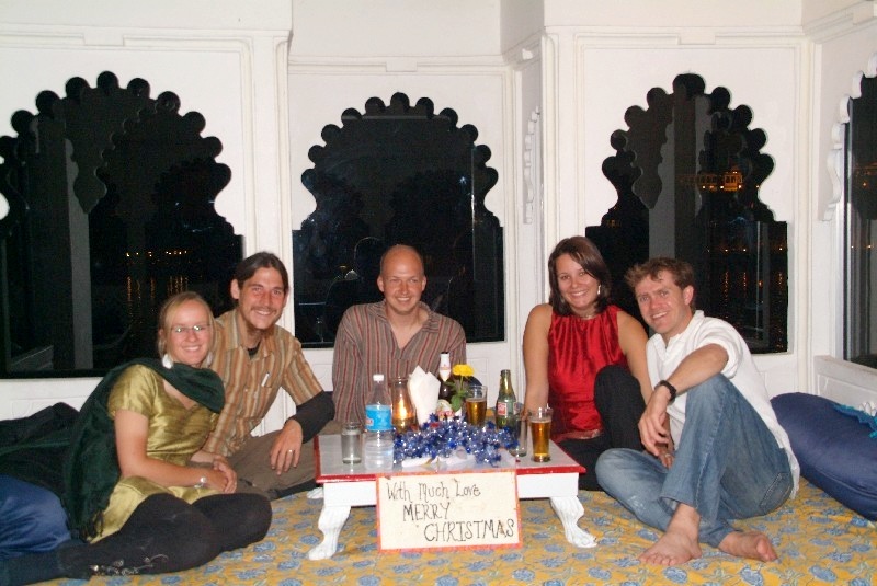 	Udaipur, Rajasthan, Indien: Weihnachtsessen mit Olli Sally und Michael	