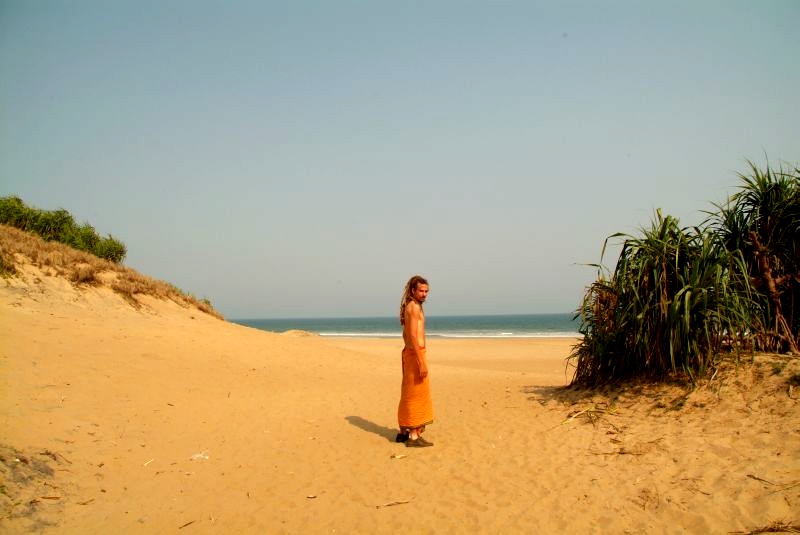 	Indien: Am Strand in Baruva	