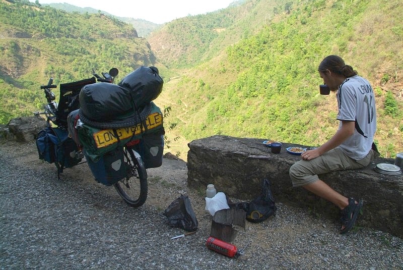 	Nepal: Wir machen Picknick auf schöner aber anstrengender Etappe	