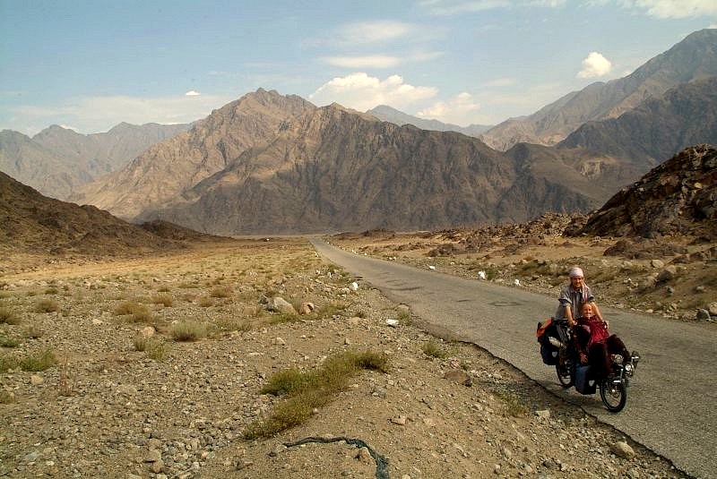 pakistan-karakorum-highway-kurz-vor-chilas