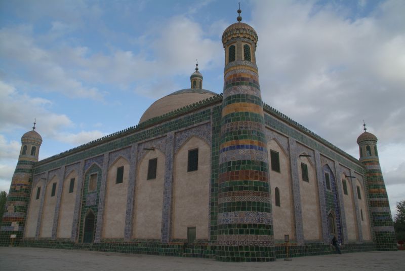 china2 026-mausoleum-kashgar-2