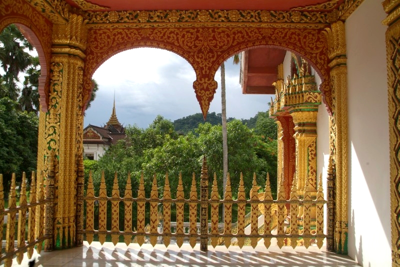 	Laos: Verzierter Tempel	