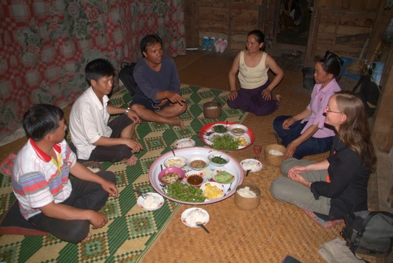 	Laos: Eingeladen von Khwang	