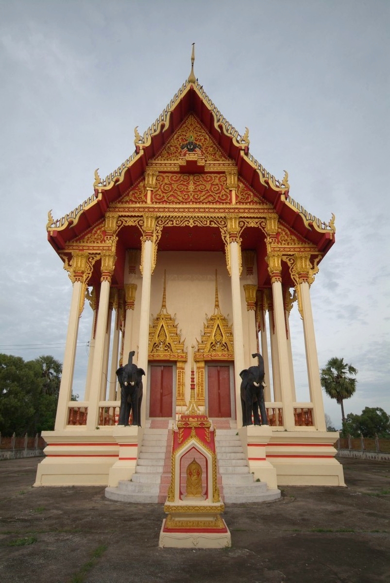 Isan, Thailand: Kleiner Tempel