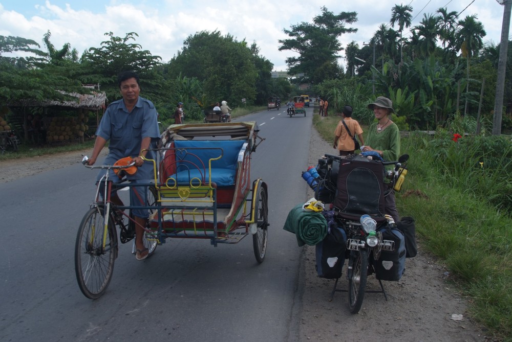 Sumatra Indonesien Hello Mister 023